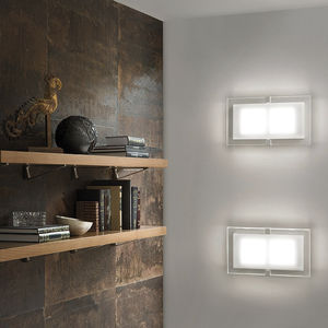 contemporary wall light