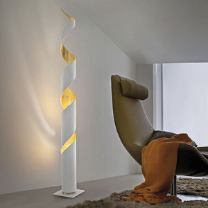 floor-standing lamp