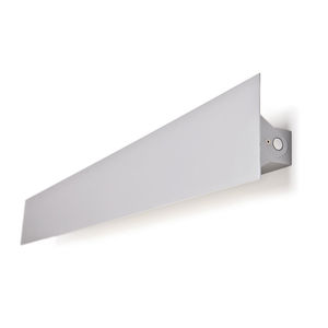 contemporary wall light