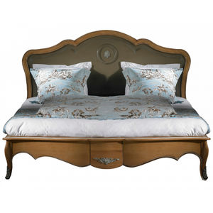 double bed / Louis XV style / wooden / 160x200 cm