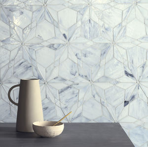 indoor mosaic tile / wall / glass / geometric