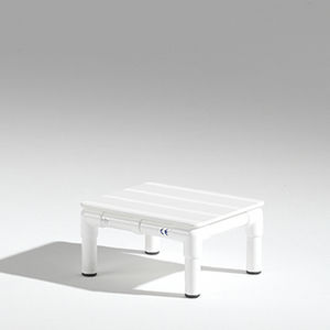 commercial step ladder