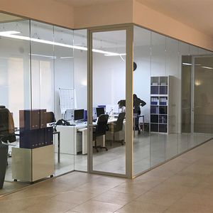 glass partition