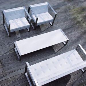 minimal coffee table 1
