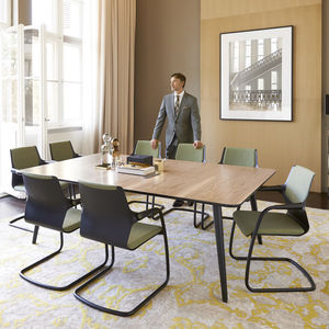 conference chair with armrests
