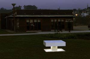 public bench / contemporary / concrete / illuminated