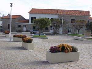 concrete planter