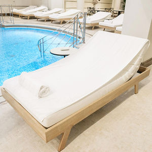 contemporary chaise longue