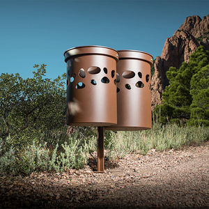 public trash can 1