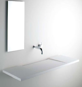 wall-mounted washbasin