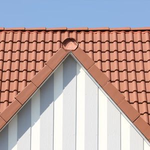roof ridge tile / concrete / red / smooth