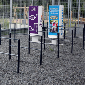 floor-mounted bike rack 1