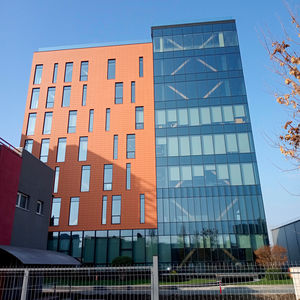 ceramic ventilated facade