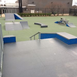 half pyramid for skateparks
