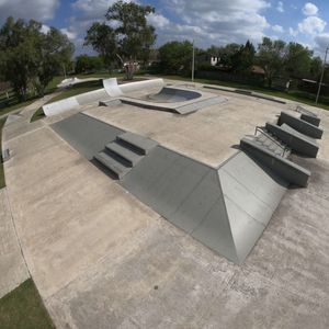 half pyramid for skateparks