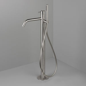 bathtub mixer tap