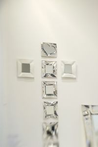 wall-mounted mirror 1