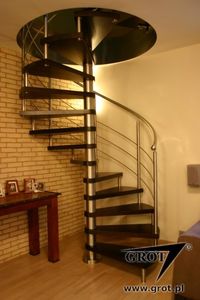 spiral staircase / metal frame / wooden steps / without risers