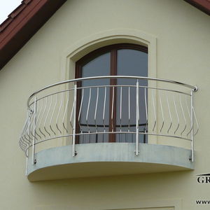 balcony with bars