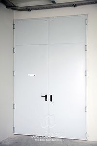 interior door