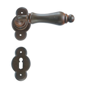 door handle / iron / traditional