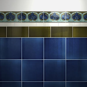 earthenware border tile 1