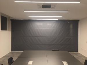 ceiling-mounted office divider 1