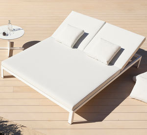 contemporary sun lounger