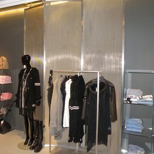 interior woven wire fabric