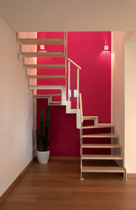 half-turn staircase