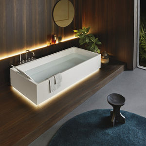 free-standing bathtub 1