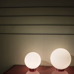 table lamp / contemporary / brass / iron