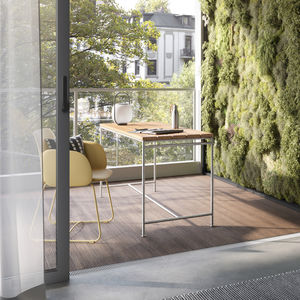 minimalist design table