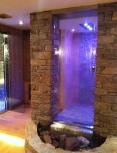 glass water wall