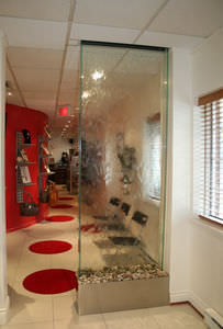 self-supporting water wall