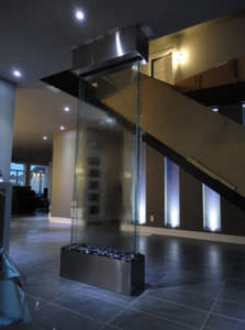 self-supporting water wall