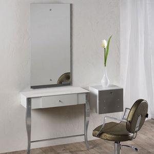 hairdresser mirror 1