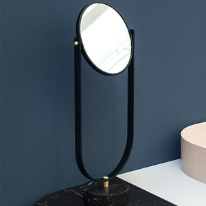free-standing mirror