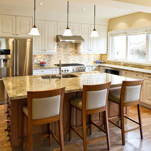 traditional kitchen 1