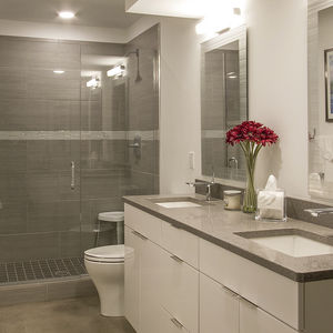 contemporary bathroom