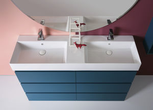 console washbasin