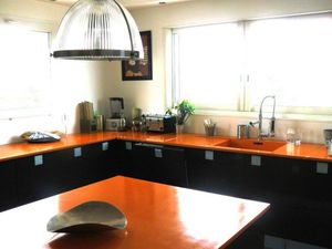 Ductal® UHP concrete countertop