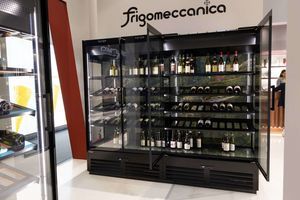 upright refrigerated display case