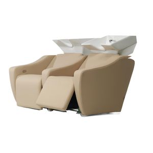 shampoo chair with footrest