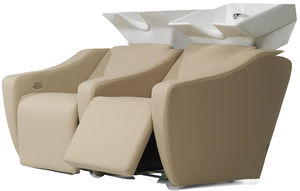 shampoo chair with footrest