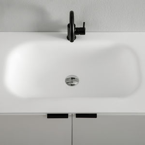 built-in washbasin