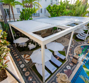 wall-mounted pergola