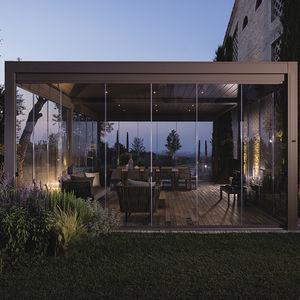 self-supporting pergola