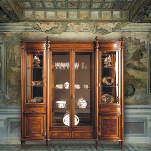 Louis XV style china cabinet / wooden