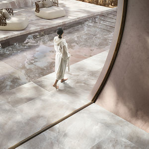 porcelain stoneware tile